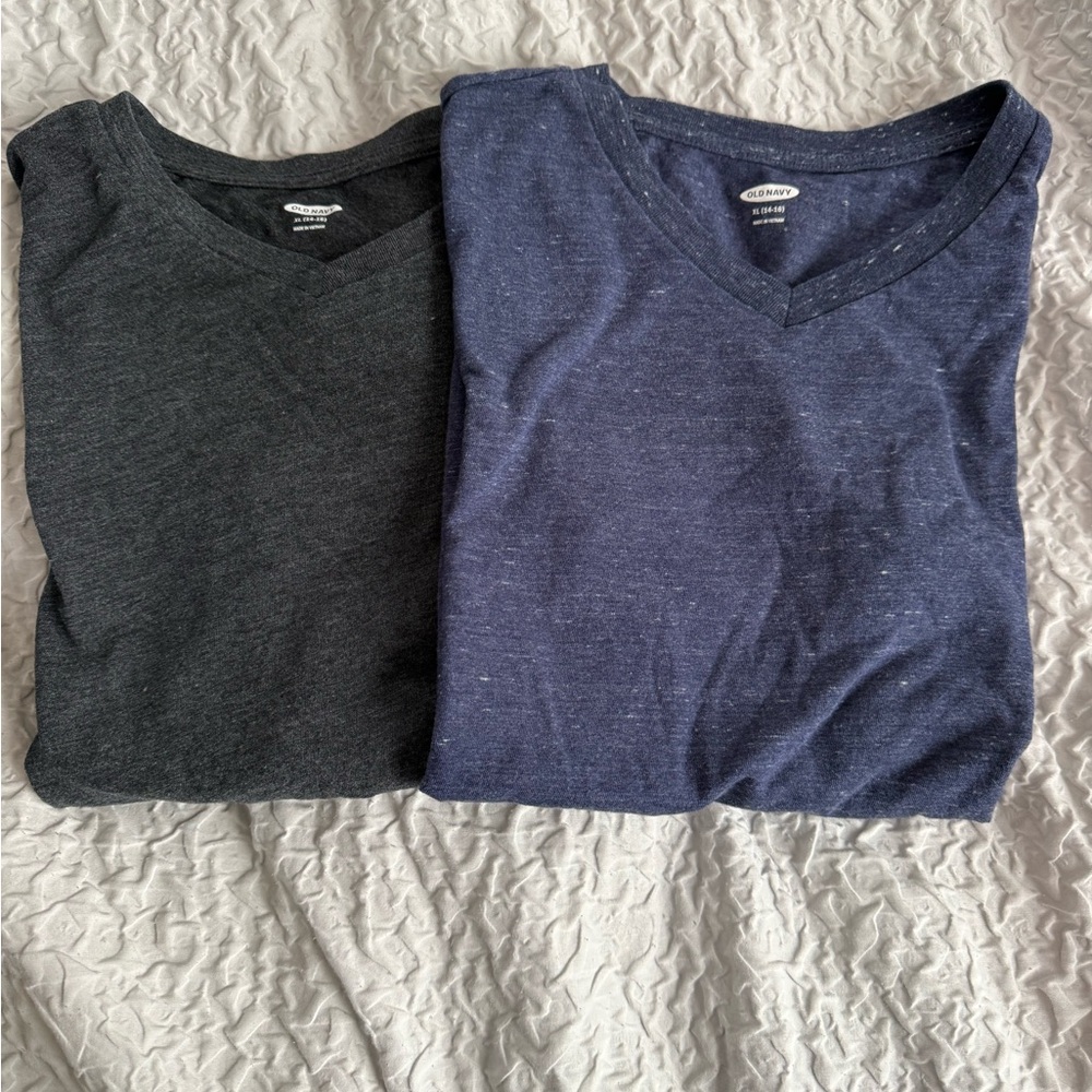 Classic Old Navy V-Neck T-Shirts for Kids size XL 14-16 Navy and Charcoal Gray